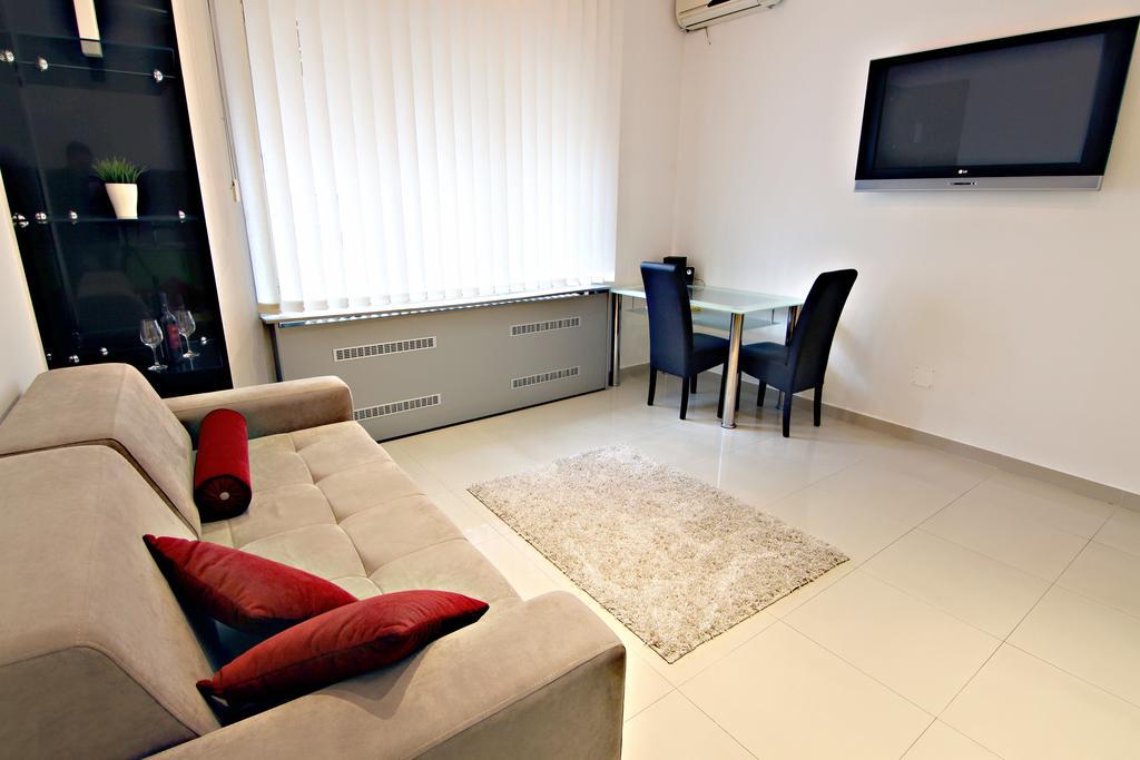 City Centre Apartment Novi Sad Luaran gambar